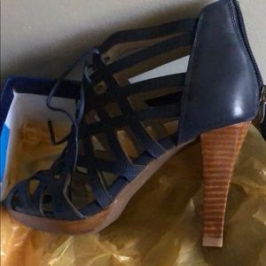Adrienne Vittadini shoes